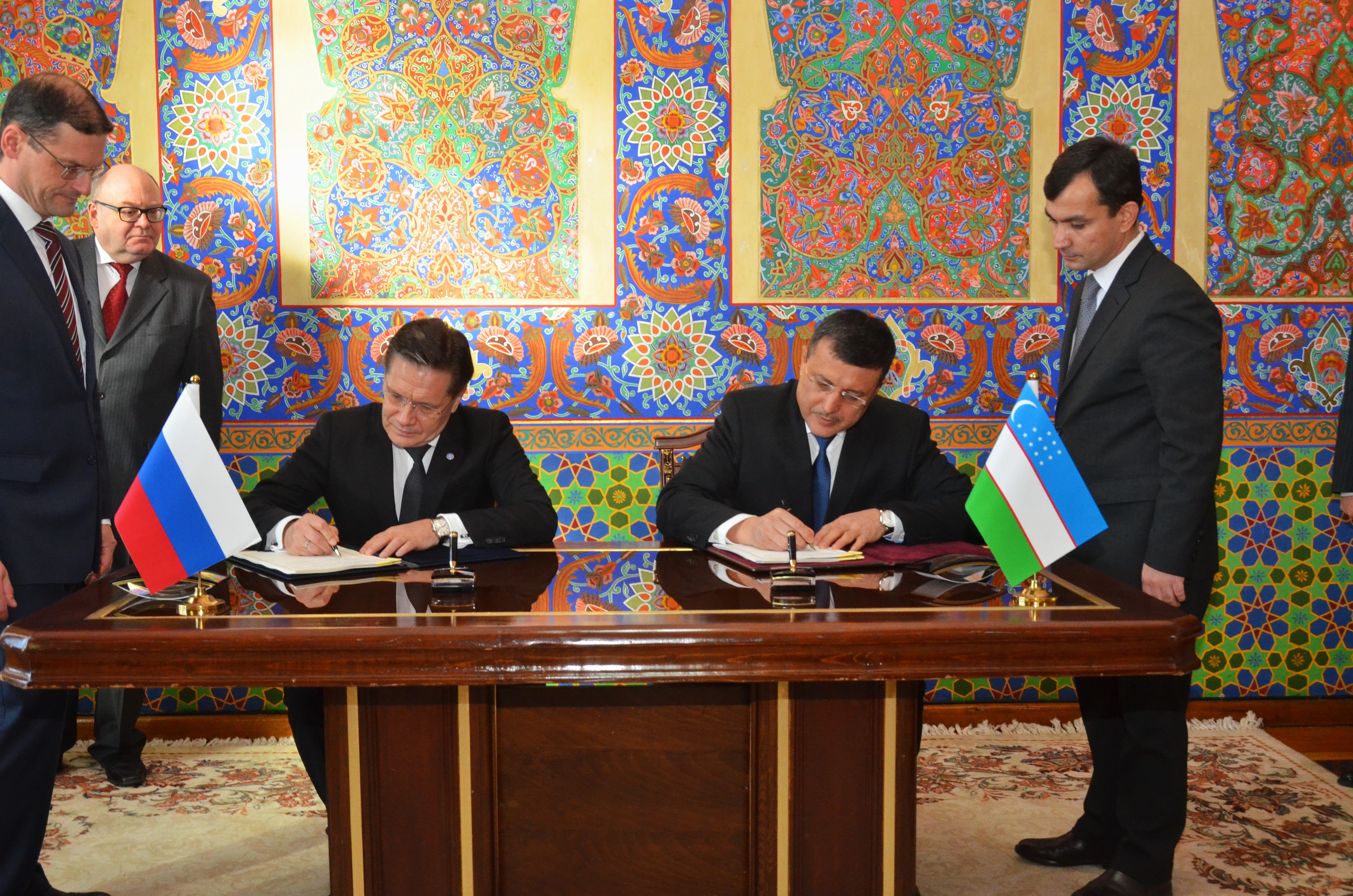 Russia and Uzbekistan Sign Nuclear Cooperation Agreement